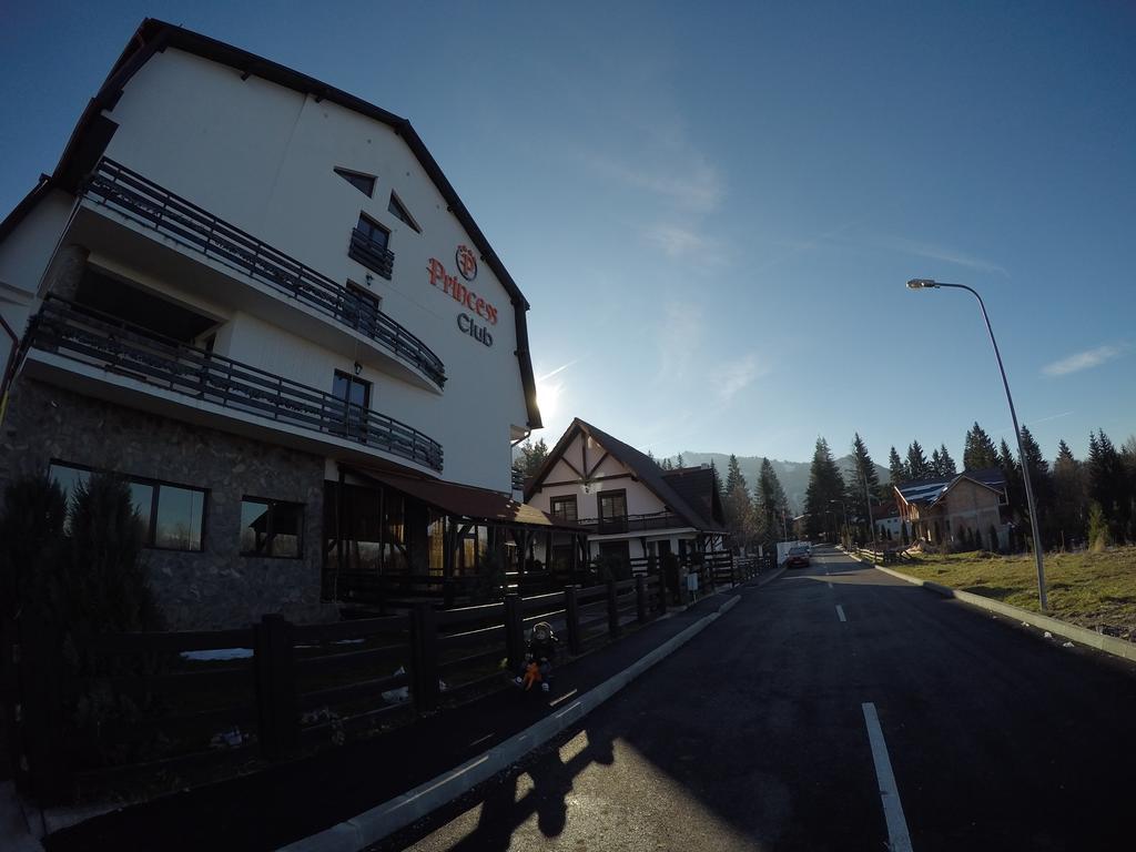 Princess Butique Poiana Brasov Exteriör bild