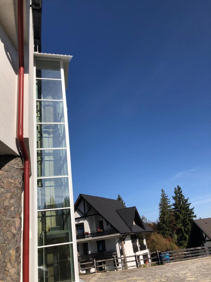 Princess Butique Poiana Brasov Exteriör bild
